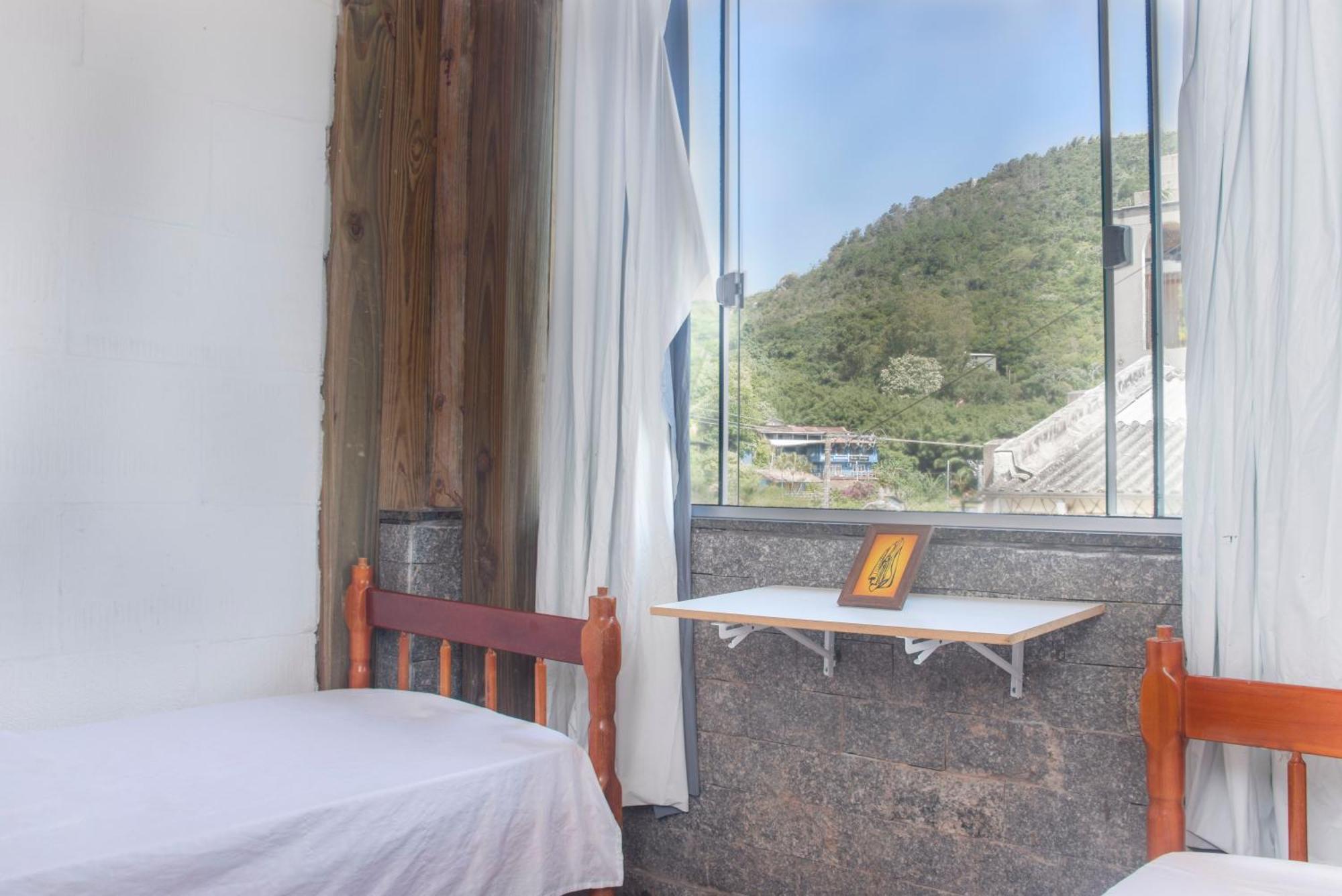 Sea Wolf Surf Hostel フロリアノポリス エクステリア 写真